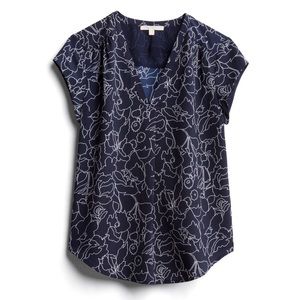 Fun2Fun Lillian V neck blouse